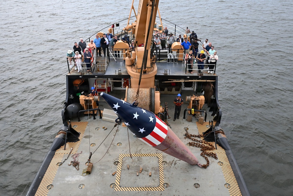 Coast Guard sets historic Francis Scott Key Memorial Buoy in Baltimore Harbor