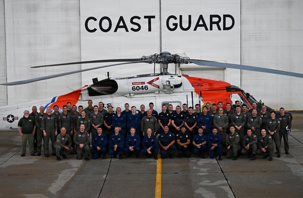 Coast Guard Air Station Astoria holds change-of-command ceremony