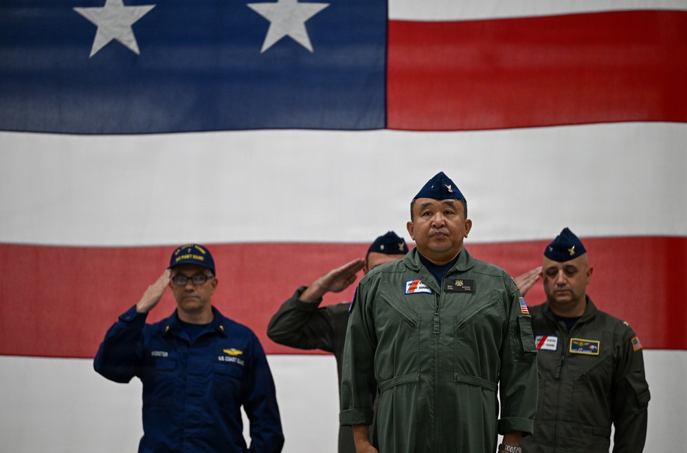 Coast Guard Air Station Astoria holds change-of-command ceremony