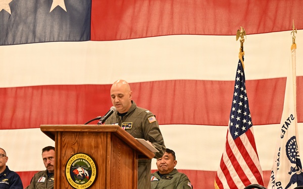 Coast Guard Air Station Astoria holds change-of-command ceremony