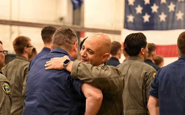 Coast Guard Air Station Astoria holds change-of-command ceremony