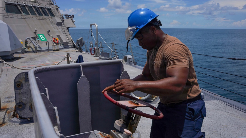 USS Cooperstown Conducts Routine Operations in the Gulf of America.