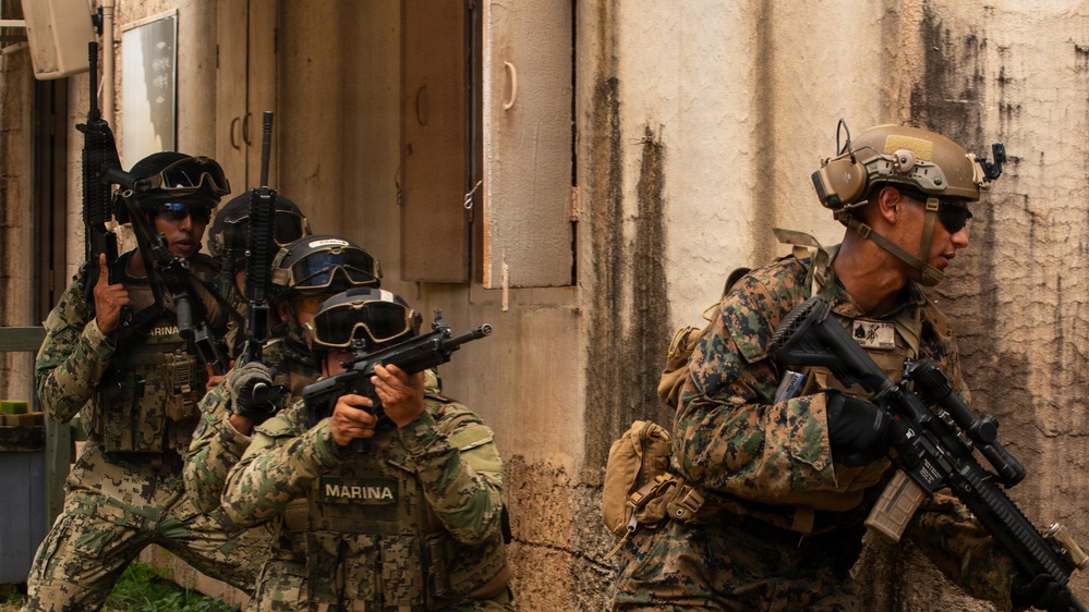 U.S. Marines, ROK, Mexican Naval Infantry marines participate in simulated battle during RIMPAC 26