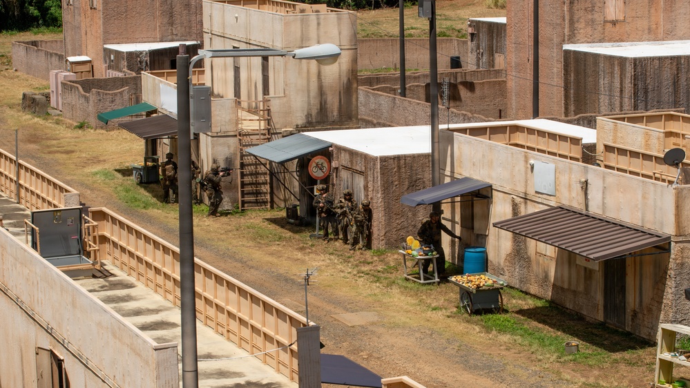 U.S. Marines, ROK, Mexican Naval Infantry marines participate in simulated battle during RIMPAC 26
