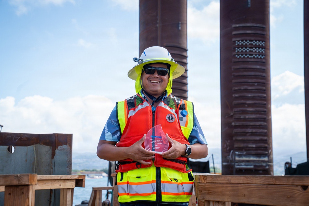 2026 NAVFAC Pacific Area of Operations Supervisor of the Year Recognized at OICC PHNSY