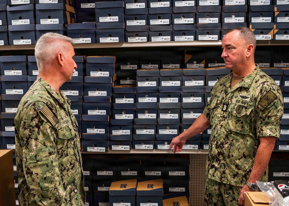 MCPON Perryman Visits ROTC Midshipmen Candidates at RTC