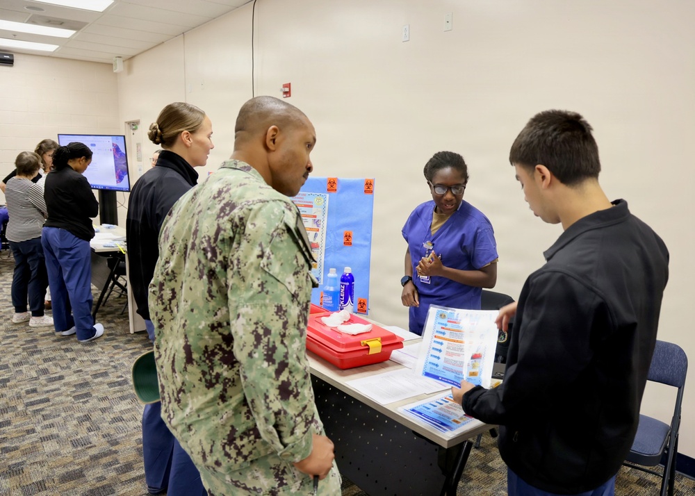 Nurses, corpsmen sharpen clinical abilities at NMRTC Twentynine Palms skills fair