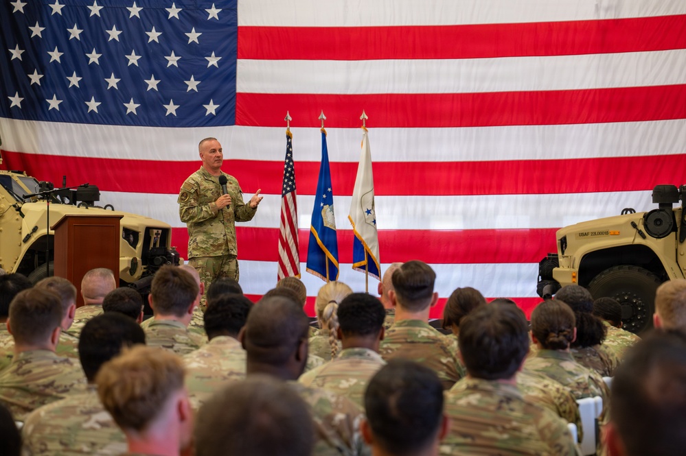CMSAF visits F.E. Warren Air Force Base