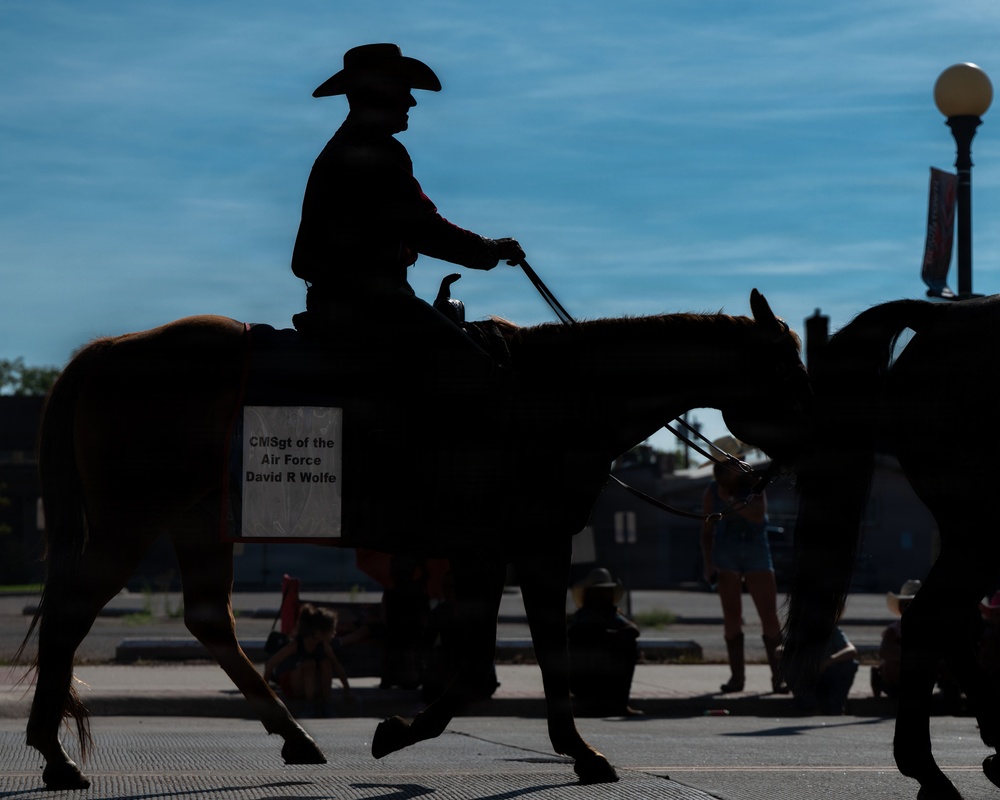 CMSAF visits F.E. Warren Air Force Base