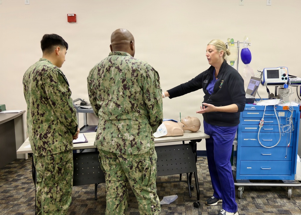 Nurses, corpsmen sharpen clinical abilities at NMRTC Twentynine Palms skills fair