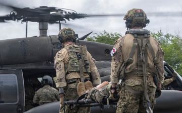 U.S. Marines, Canadian service members conduct simulated CASEVAC during RIMPAC 2026