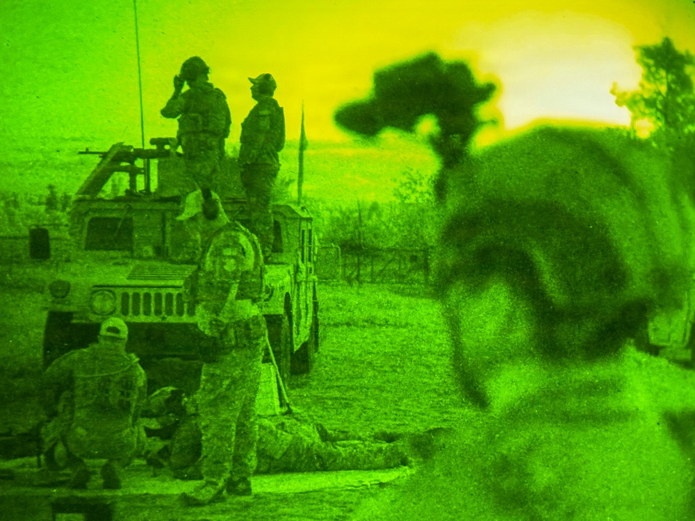 Security forces M240B night fire