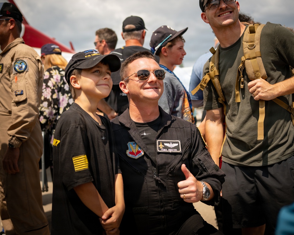 Viper Demo flies at AirVenture 2026