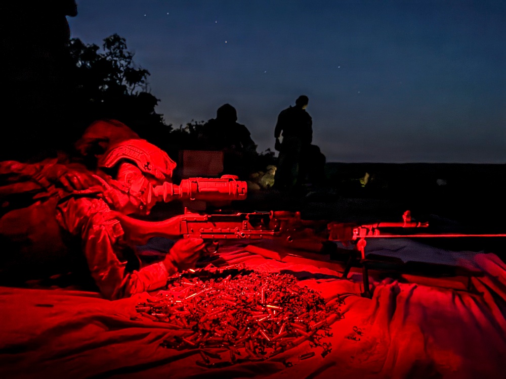 Security forces M240B night fire