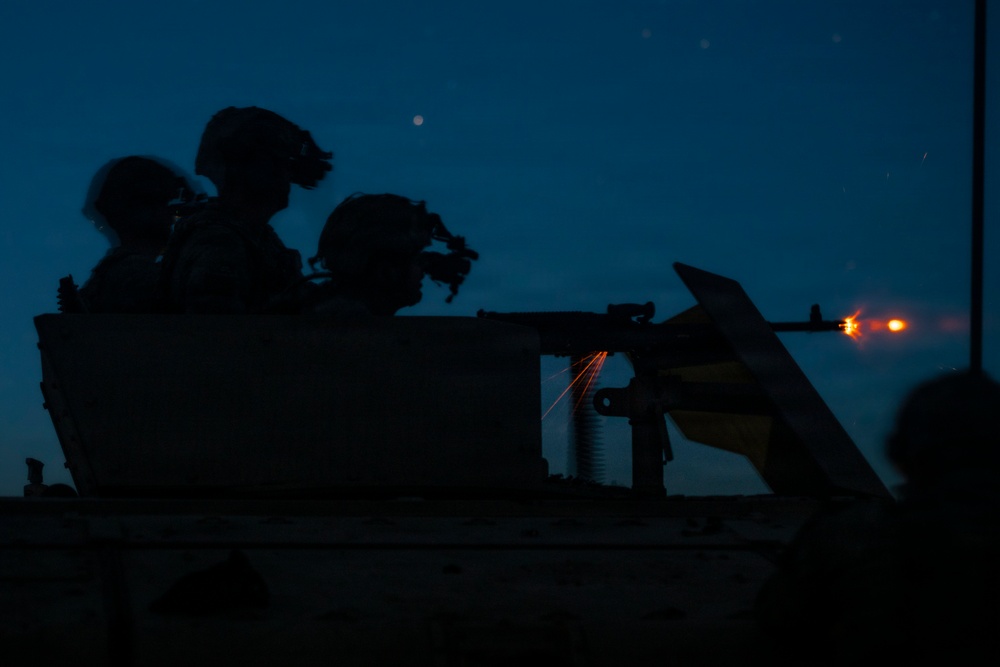 Security forces M240B night fire
