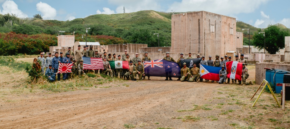 U.S. Navy and Peruvian Navy EOD participate in a dismounted response drill during RIMPAC 2026