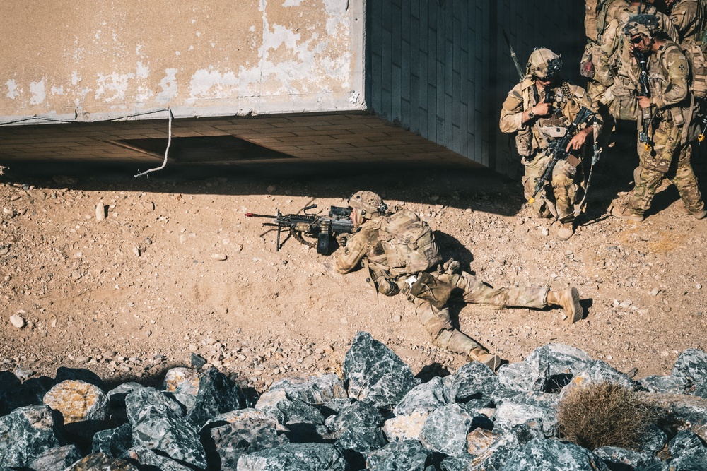 PC-C6: 4ID Soldiers Conducts an Attack