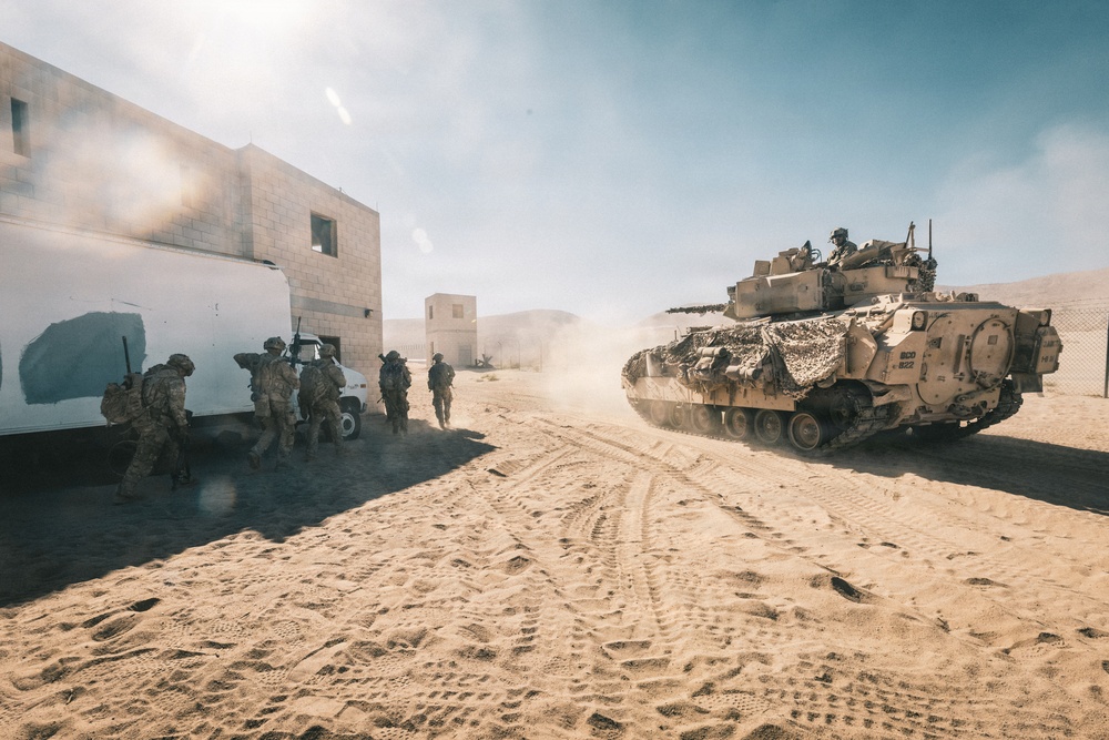 PC-C6: 4ID Soldiers Conducts an Attack