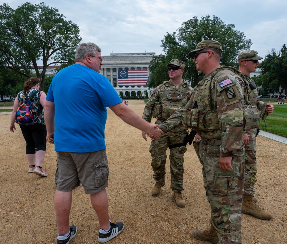 JTF-DC Mississippi Guardsmen Patrol the Smithsonian Institute