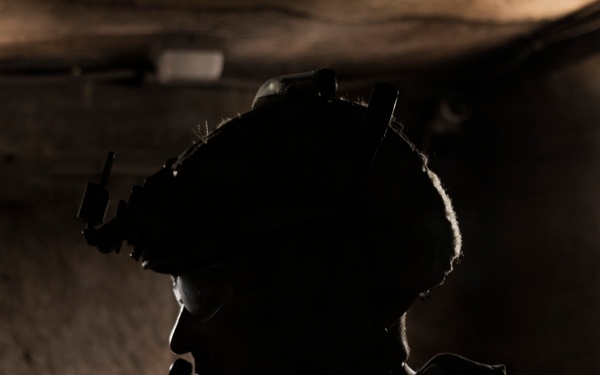 U.S. Navy and Partner EOD Forces participate in a dismounted response drill during RIMPAC 2026
