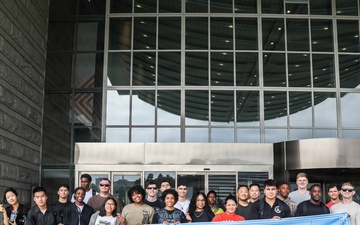 Area I newcomers explore Seoul and learn about Korean history during monthly tour
