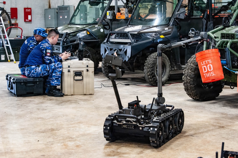 HIANG and Indonesian Air Forces Ignite Partnership During Explosive Specialty Training