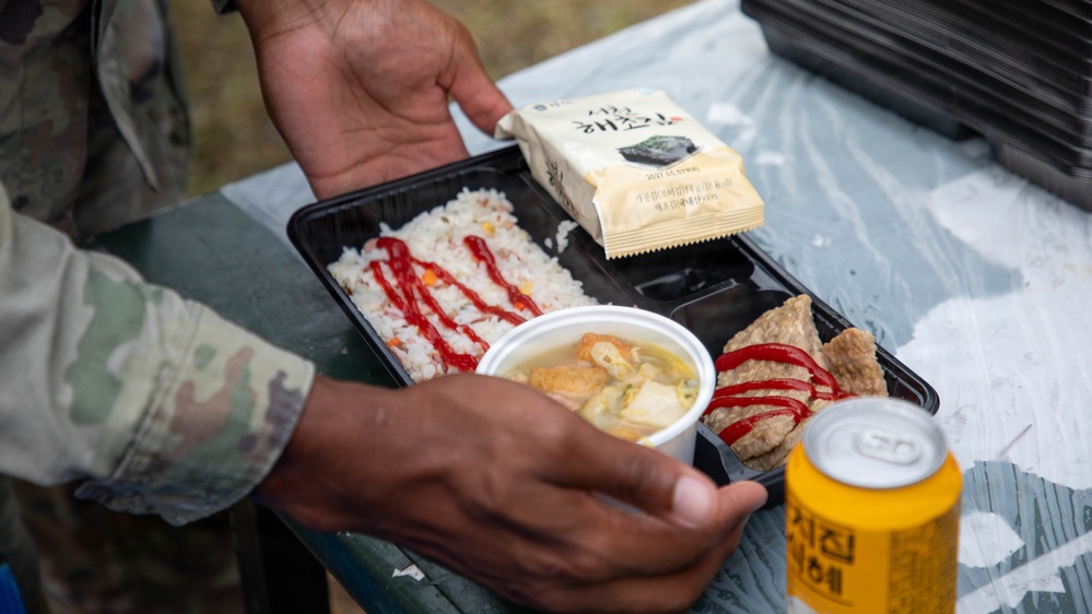Shared Meals Strengthen Allied Bonds During Combined Field Feeding Training Exercise