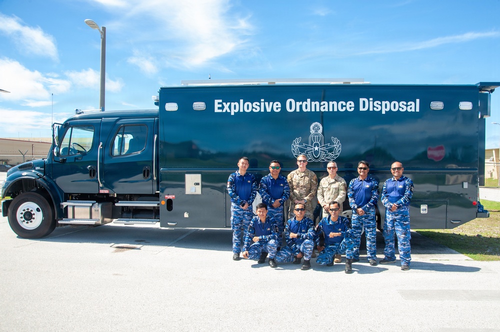 HIANG and Indonesian Air Forces Ignite Partnership During Explosive Specialty Training