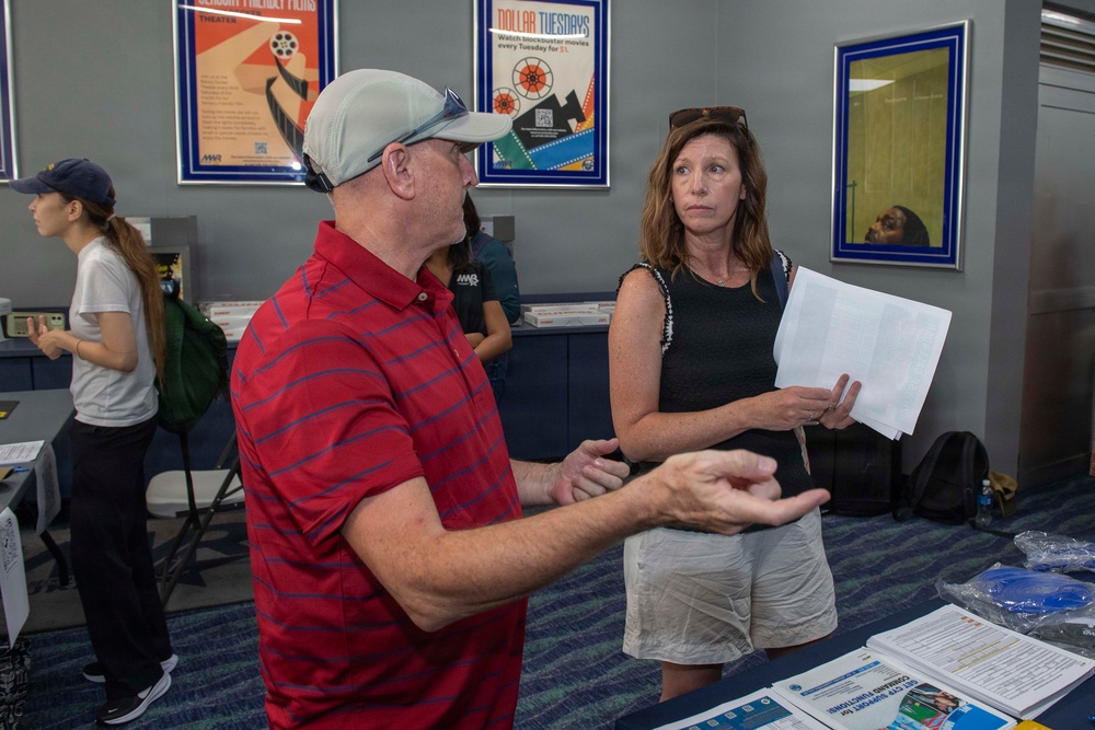 DESRON 15 Hosts Family Community Connections Event at Fleet Activities Yokosuka