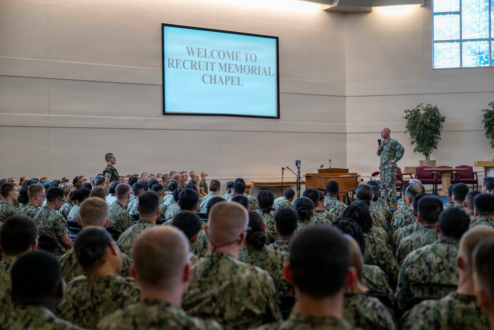 VCNO Visits Recruit Training Command