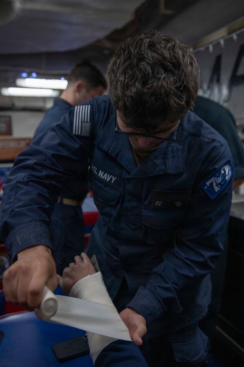 USS Mahan Conducts Tactical Combat Casualty Care Training