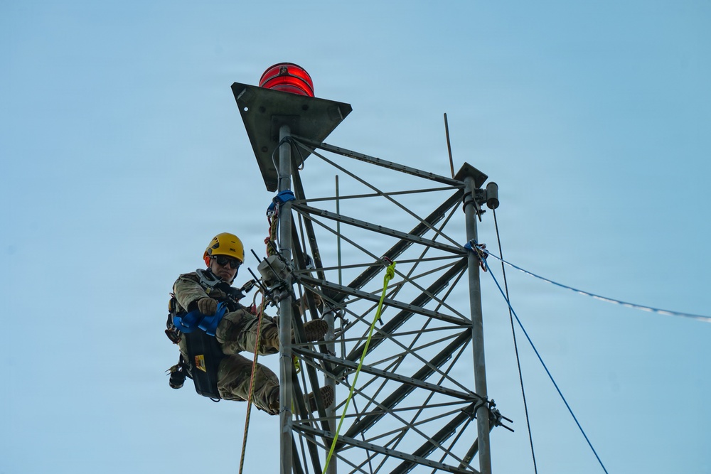 213th EIS communications work