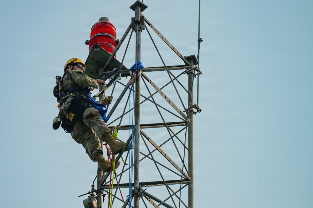 213th EIS communications work