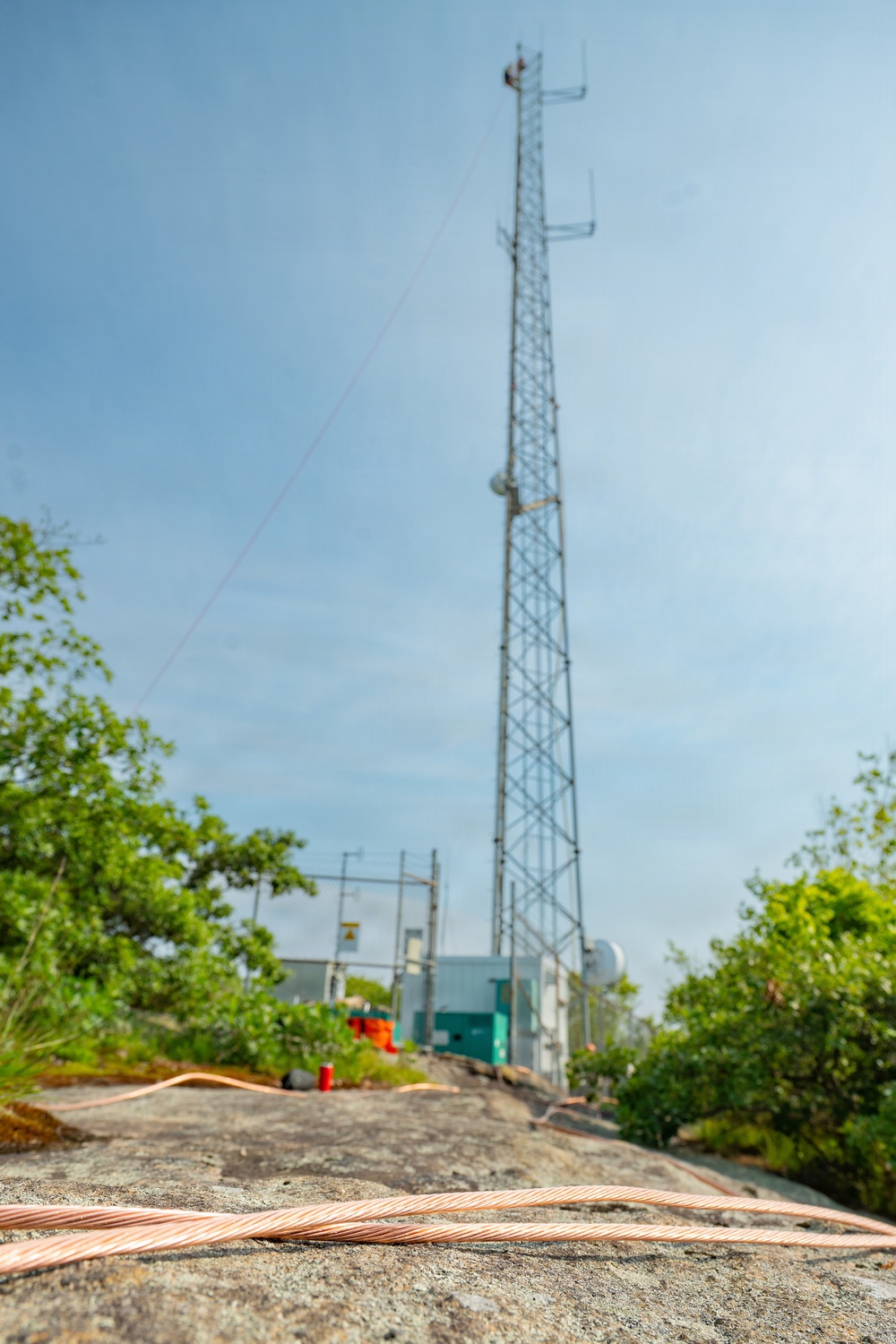 213th EIS communications work