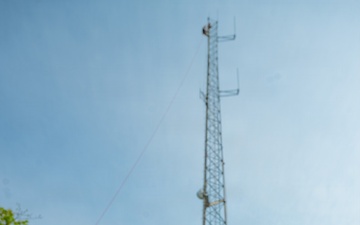 213th EIS communications work