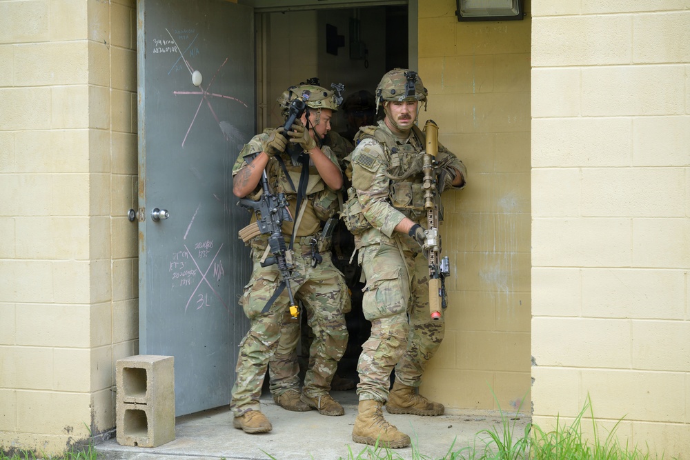 Indiana National Guard Soldiers conduct simulated mission through Combat Readiness Exercise 2026