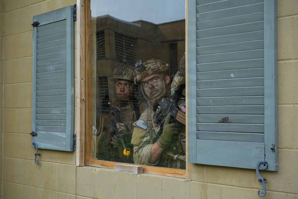 Indiana National Guard Soldiers conduct simulated mission through Combat Readiness Exercise 2026
