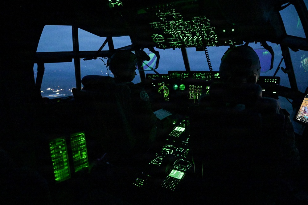 165th Airlift Wing builds tactical airlift readiness through formation flight and combat offload training