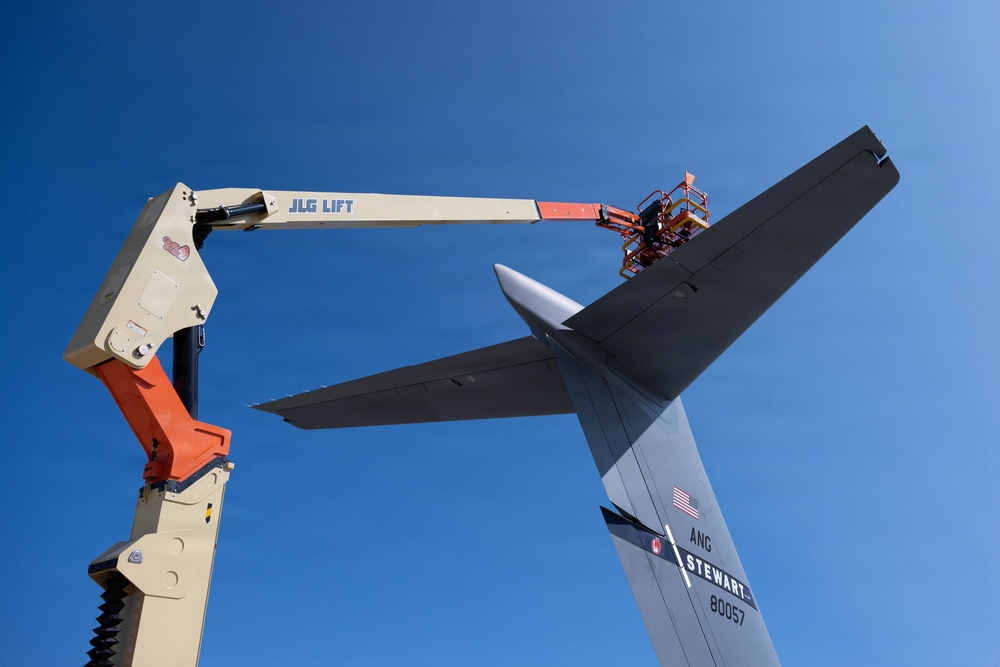 Aircraft maintenance at new heights