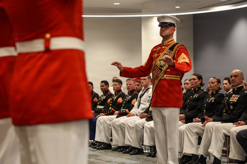 Lt. Gen. Andrew M. Niebel hosts Mr. Robert Ruark at Marine Barracks Washington's Sunset Parade