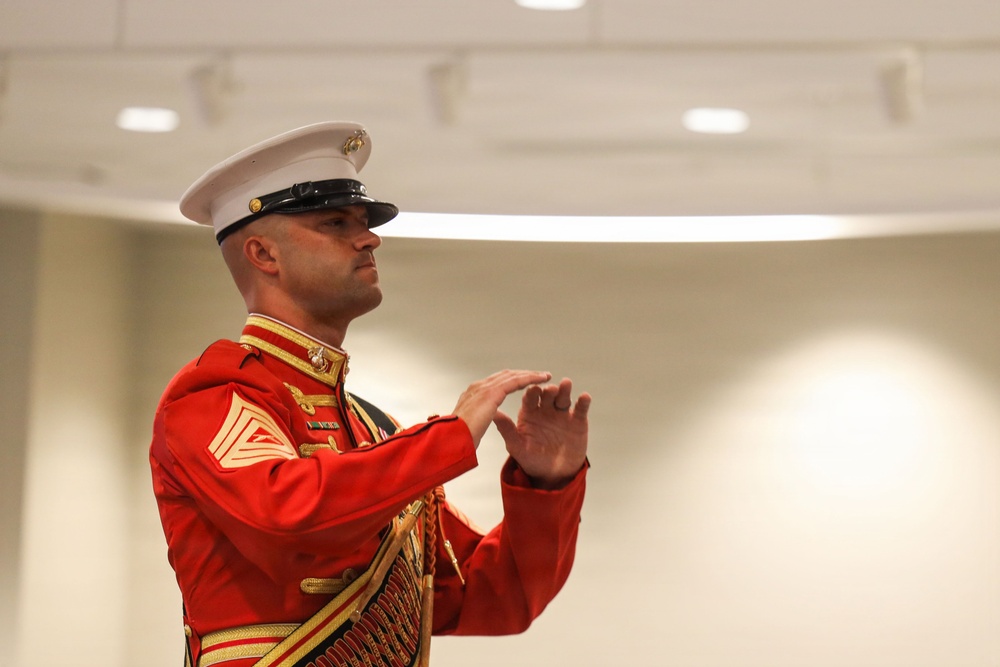 Lt. Gen. Andrew M. Niebel hosts Mr. Robert Ruark at Marine Barracks Washington's Sunset Parade