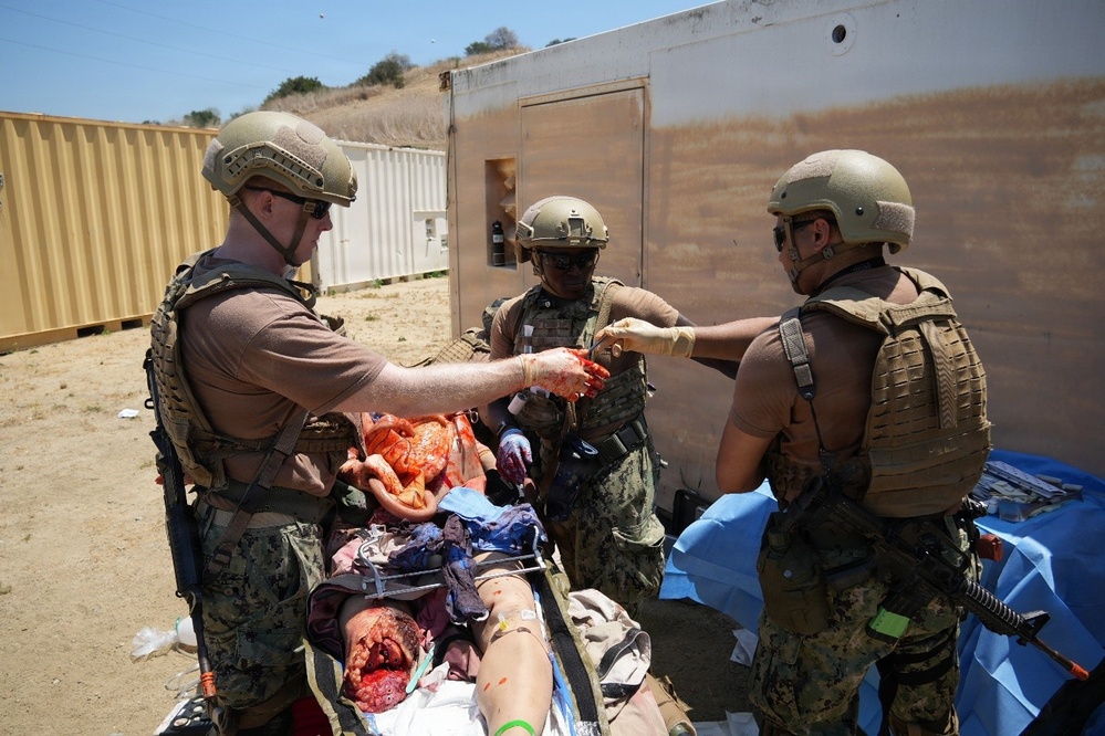 Navy Surgical Team Performs High-Fidelity Field Trauma Simulation to Maintain Critical Damage Control Capabilities in Austere Environments