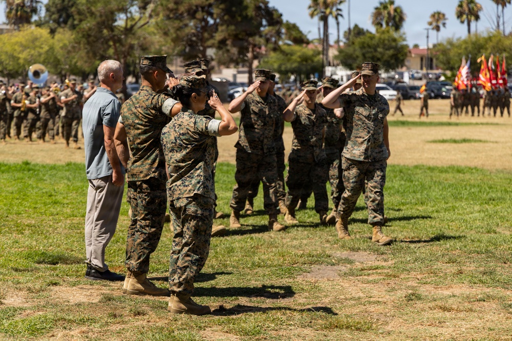 CLR-1 conducts change of command, welcoming new commander