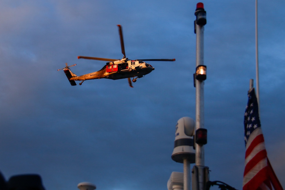 EODMU 11 and NAS Whidbey Island SAR Conduct Joint Casting Exercise