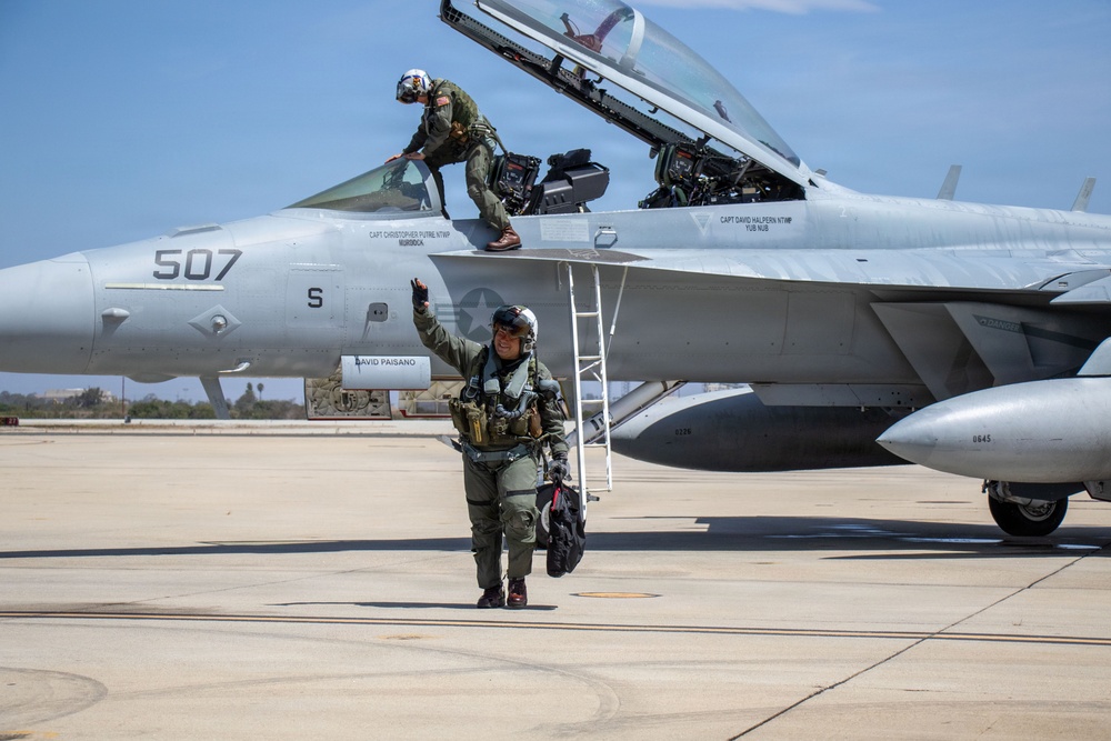 Halpern retires after 26 years, hands command of Naval Test Wing Pacific to Putre