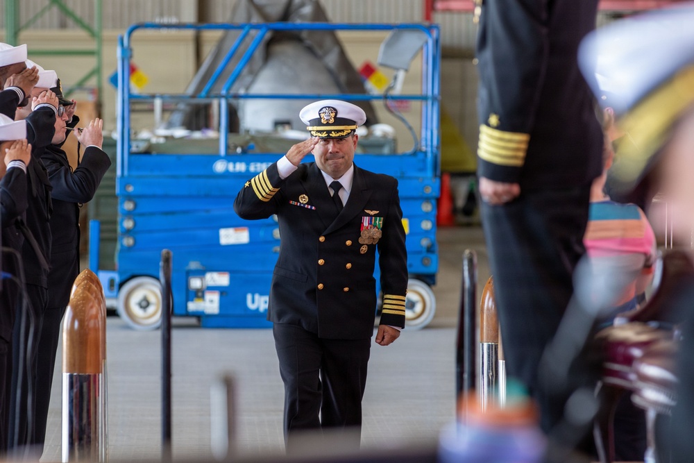Halpern retires after 26 years, hands command of Naval Test Wing Pacific to Putre
