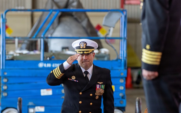 Halpern retires after 26 years, hands command of Naval Test Wing Pacific to Putre