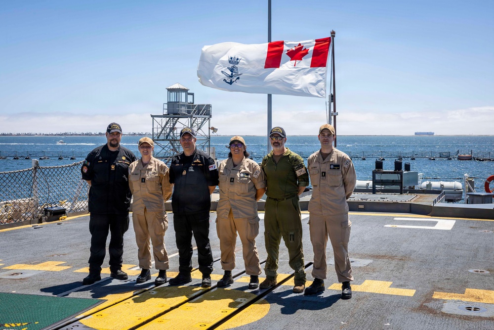 USS O'Kane Sailors Visit HMCS Charlottetown