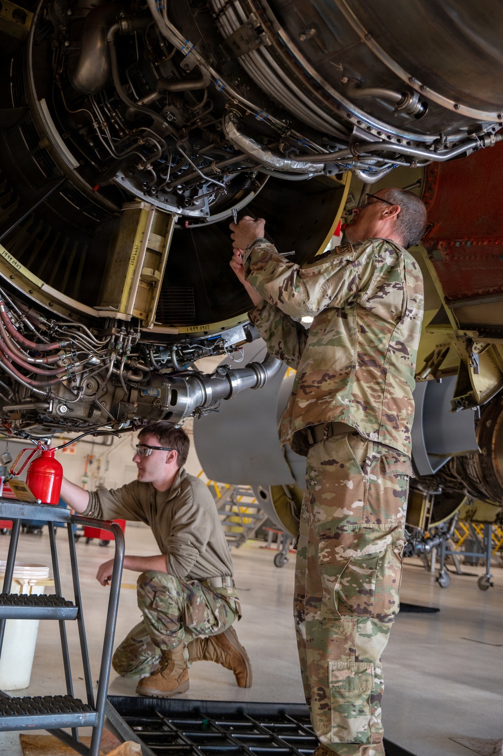 KC-135 Stratotanker Aircraft Maintenance
