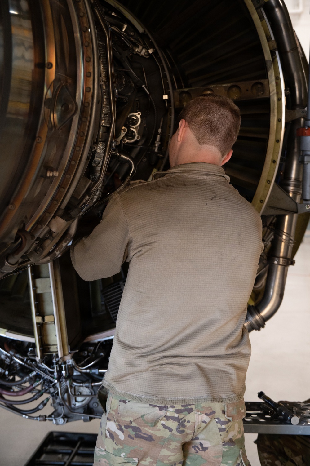 KC-135 Stratotanker Aircraft Maintenance